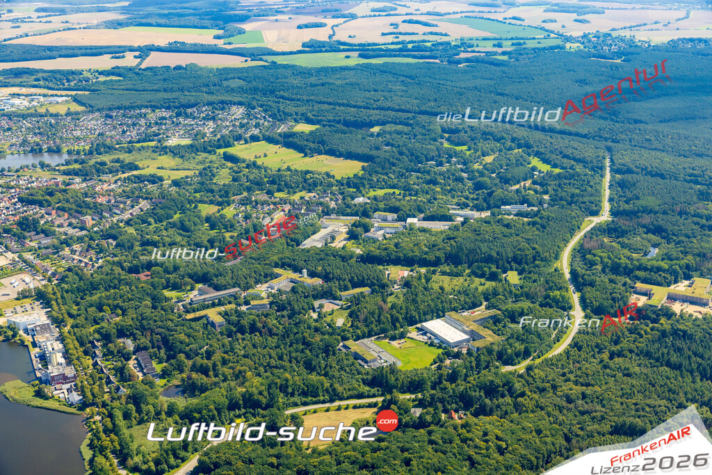 Schlutup Lübeck Bild- Das Luftbild wurde 2025 vom UL-Flugzeug heraus erstellt ( keine Drohne bzw. Drohnenaufnahme ) - Hochauflösende Luftaufnahme -Nicht vergleichbar mit Google Maps oder Satelittenbilder- Die Geschenkidee !Mit Lizenz und Bildrechte bestellbar - CC