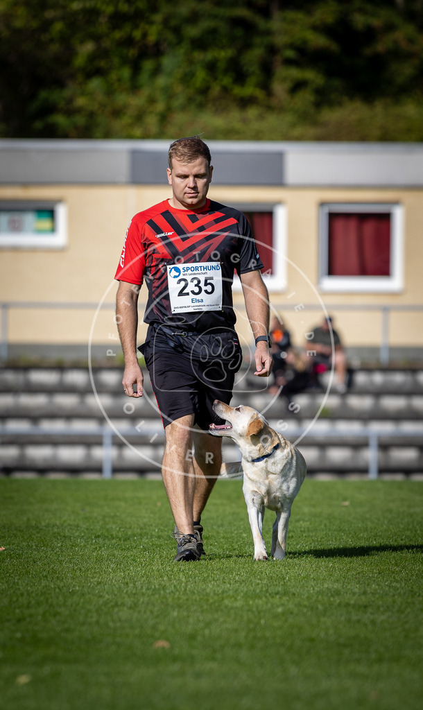 Pfotenfotografie_DV3A4884 | Hundefotografie, Tierfotograf, Pfotenfotografie, Fotoshooting Hund, Hunde Portrait, Hundesport, Hundeportraits, Heideshooting, Hunde, Sportfotograf, Hundefotograf, Turnierhundsport, THS,  - Realisiert mit Pictrs.com