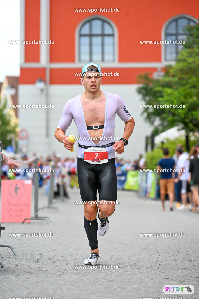 SZI_5536 | Stadttriathlon Erding 2025. #yourpictrs #sportshot_your_pictrs @Sportshotphotography #stadttriathlonerding Copyright: www.sportshot.de