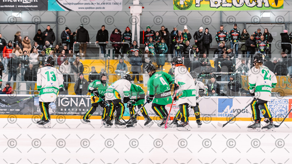 Alligators_vs_Fuessen_21.11.2025-116 | Höchstadt Alligators Fotogalerie: Eishockey-Action aus Franken. Professionelle Spielfotos, Portraits & Stadionbilder zum Download. Jetzt entdecken! - Realisiert mit Pictrs.com
