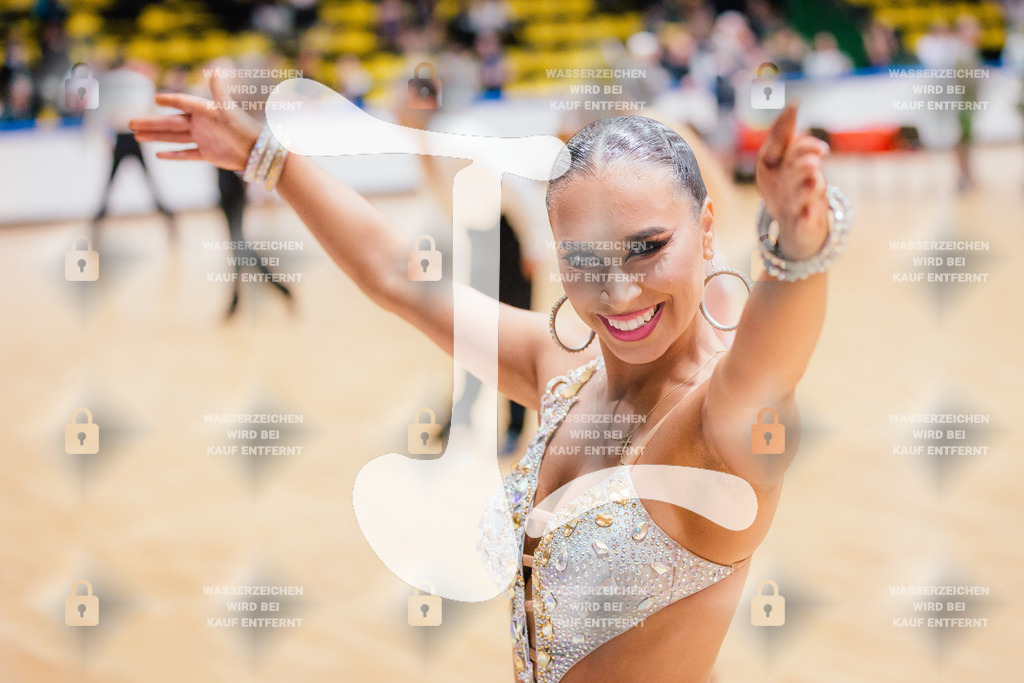 Hessen Tanzt WDSF Open Youth Latin 2nd (48) Maddox Loevenhardt _ Sara Coman (Denmark)-2025-05-17-2853 | Webshop for digital downloads and prints of dance sport, event & show photographer Julian Link - Realisiert mit Pictrs.com