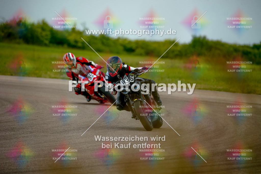 _MOT2574 | Hier findet Ihr Bilder von Touristenfahrten auf der Nürburgring Nordschleife oder von anderen Veranstaltungen die ich besucht habe. Viel Spass beim Durch Schauen 