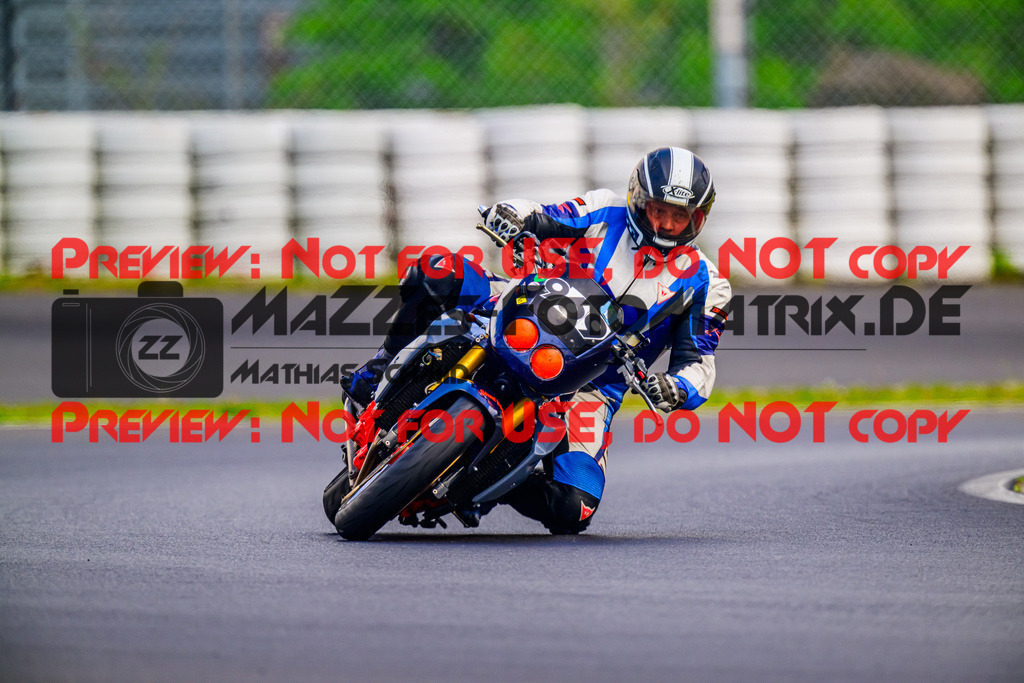 MaZZes_FotoMatrix_240519_6007705_1120 | Fotograf Mathias Schmid
Sportfotograf,
Eventfotograf,
Hochzeitsfotograf,
Portraitfotograf