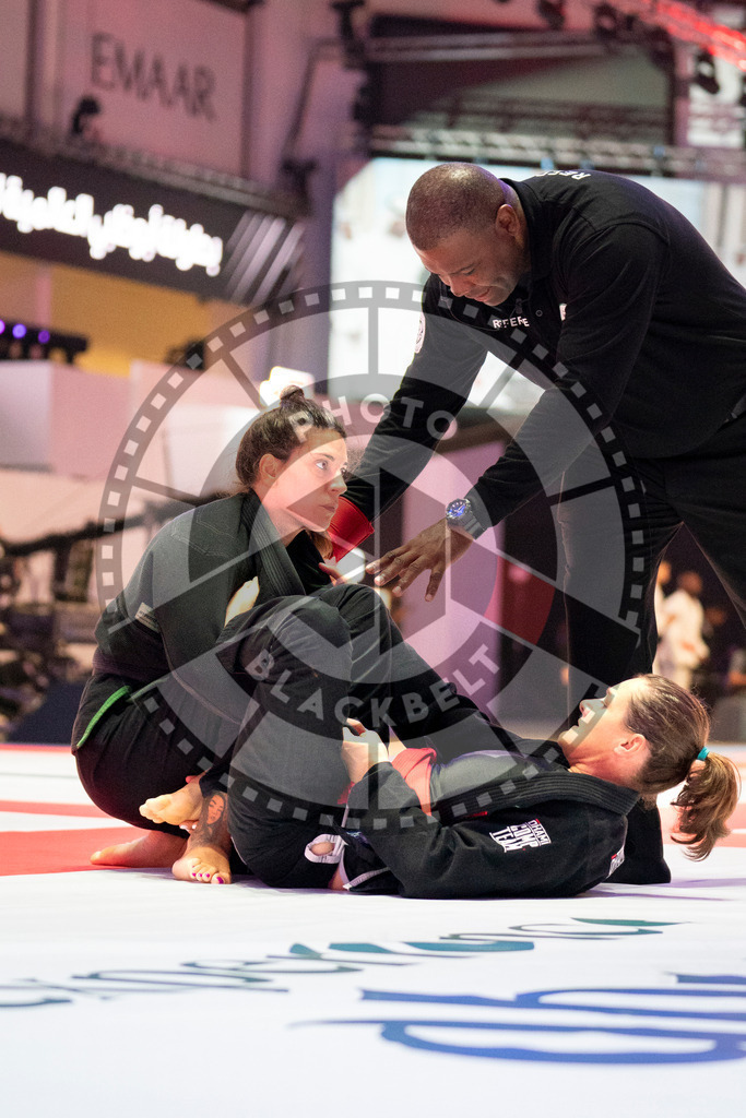 20231107PBB4416 | Fighters compete during the AJP World Master Championship in the Mubadala Arena in Abu Dhabi, Arab United Emirates, on November 7, 2023.