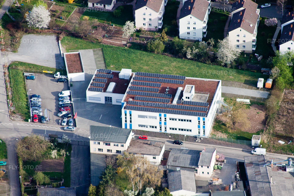 Luftbild: Langro Chemie, Porschestraße 12 im Ortsteil Zuffenhausen in Stuttgart im Bundesland Baden-Württemberg in Deutschland. Foto: IMG_39257.jpg vom 03.04.2011 durch Werner Riehm/FLY-FOTO.de