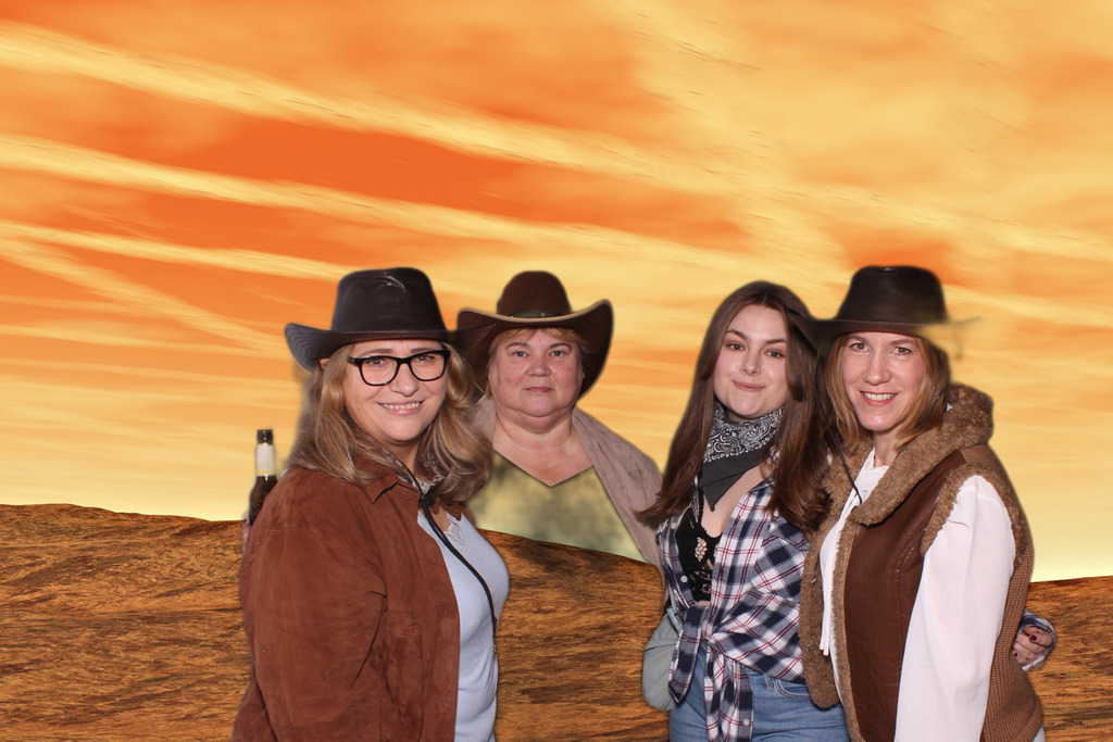 top-top.de-251025-0002 | Foto, Video, Fotografie, Videografie, Fotobox, DJ, Discjockey, Musik, Musikbox, Veranstaltung, Photobooth, Amazon, Ebay, Buchtipp, Bestseller, Autor, Verlag, Buch, Wesel, Hamminkeln, NRW, Dinslaken, Rees, Drohne, Hochzeit, Party, Fotobox, Wesel, Fotograf