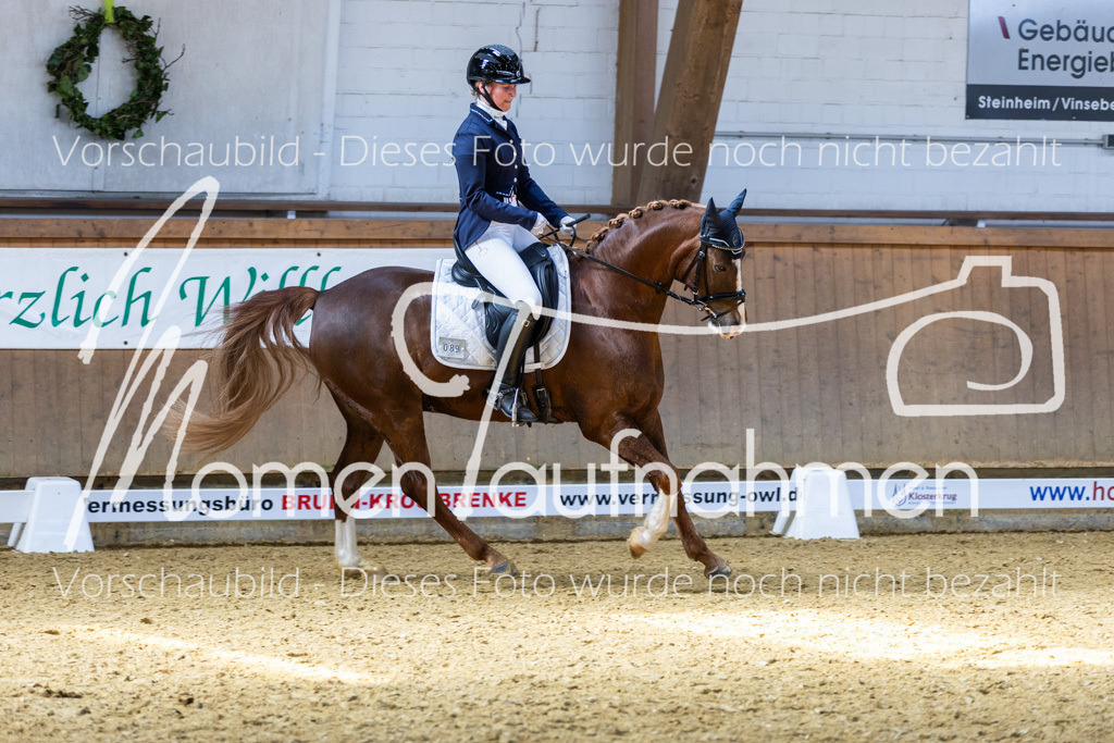 Sth-LPO25-DrR-L-228 | MomenTaufnahmen Pferdesportfotos