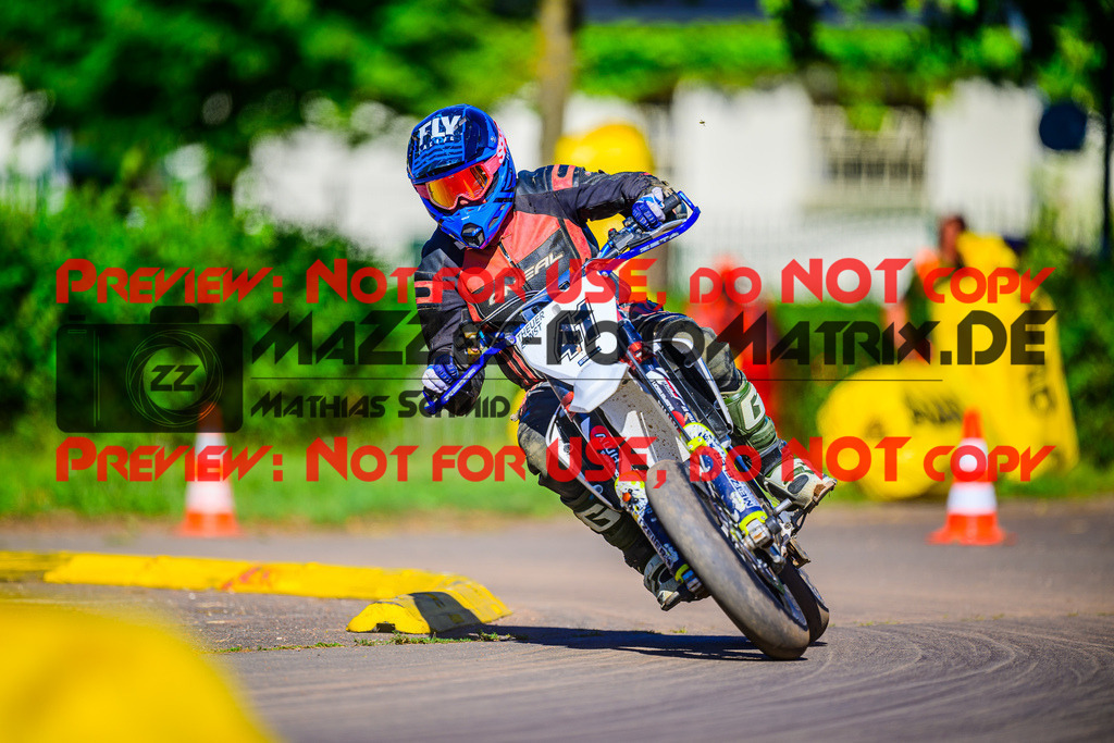 MaZZes_FotoMatrix_240816_6007705_2-187 | UE40