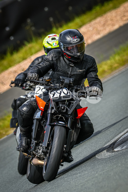 0990-260606BB-052_990 | Deine Full-Service-Agentur für ✔️Videoproduktionen und ✔️Motorsportfotografie Jetzt Angebot anfragen!
