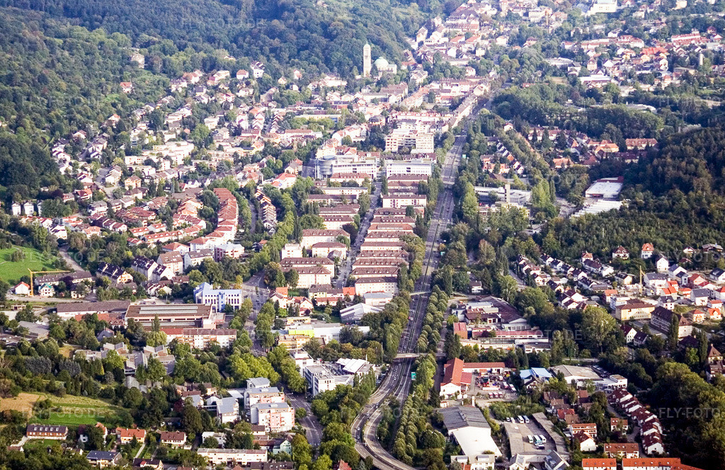 Luftbild: Schwarzwaldstraße B500 im Ortsteil Oos in Baden-Baden im Bundesland Baden-Württemberg in Deutschland. Foto: IMG_3879.jpg vom 10.09.2006 durch Werner Riehm/FLY-FOTO.de