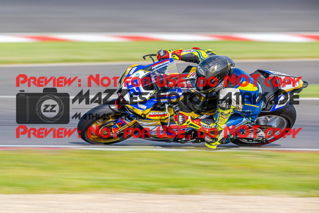 MaZZes_FotoMatrix_220506_93693 | Fotograf Mathias Schmid
Sportfotograf,
Eventfotograf,
Hochzeitsfotograf,
Portraitfotograf