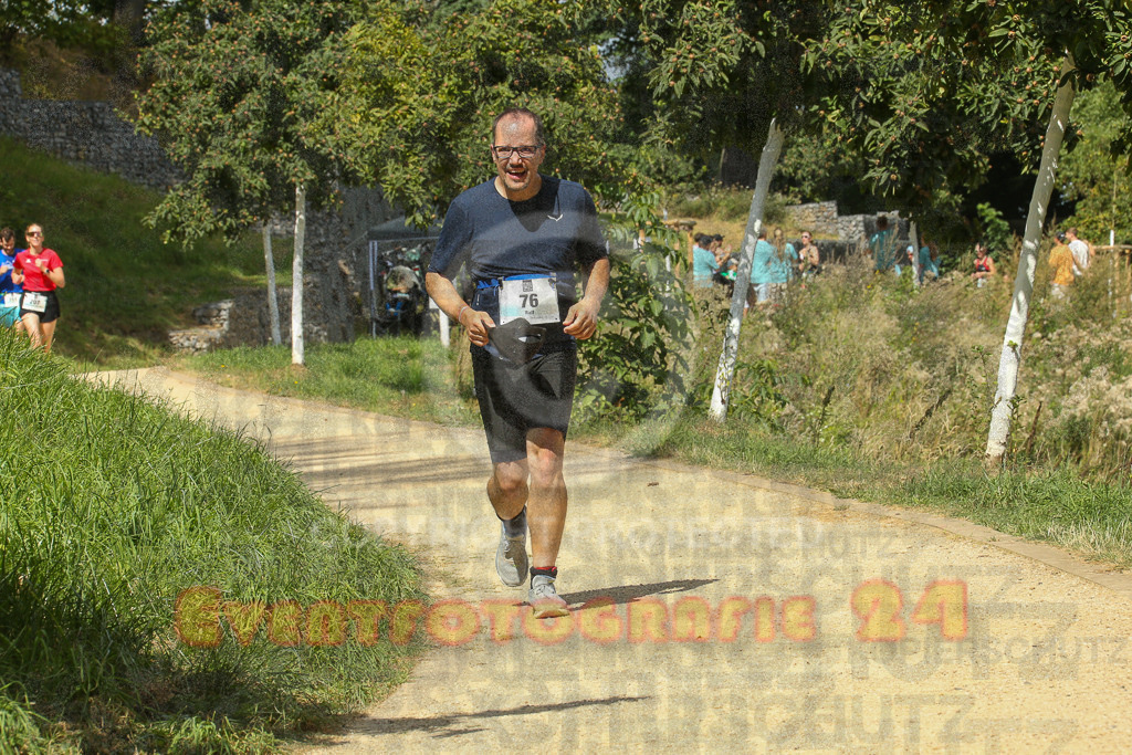 250824_1248_EX1_0590 | Sportfotografie im Rhein-Sieg Kreis, Köln, Bonn, NRW, Rheinland Pfalz, Hessen, etc. Unser Tätigkeitsfeld umfasst den Laufsport vom Volkslauf über den Marathon, Duathlon, Triathon bis zum Ultralauf wie Kölnpfad Ultra oder Schindertrail.