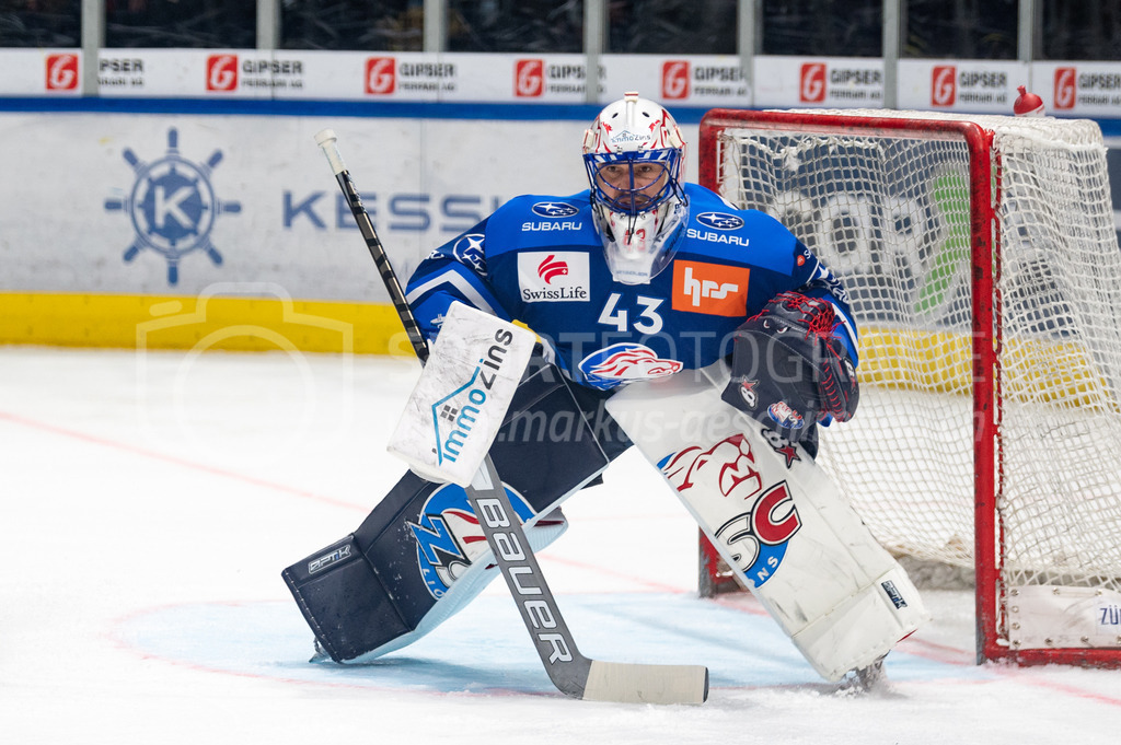 Playoffs: ZSC Lions - EHC Biel-Bienne | 04.04.2022, Zurich, Hallenstadion, Playoffs: ZSC Lions - EHC Biel-Bienne, #43 Torhüter Jakub Kovar (ZSC). - Realisiert mit Pictrs.com