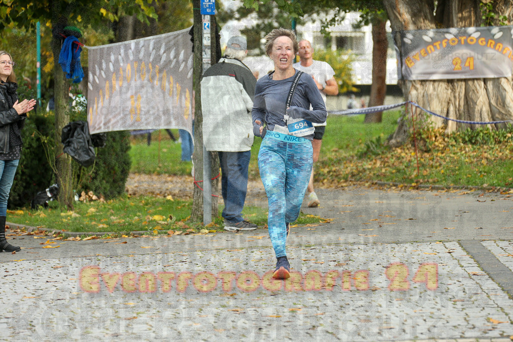 241020_1010_EX1_7970 | Sportfotografie im Rhein-Sieg Kreis, Köln, Bonn, NRW, Rheinland Pfalz, Hessen, etc. Unser Tätigkeitsfeld umfasst den Laufsport vom Volkslauf über den Marathon, Duathlon, Triathon bis zum Ultralauf wie Kölnpfad Ultra oder Schindertrail.