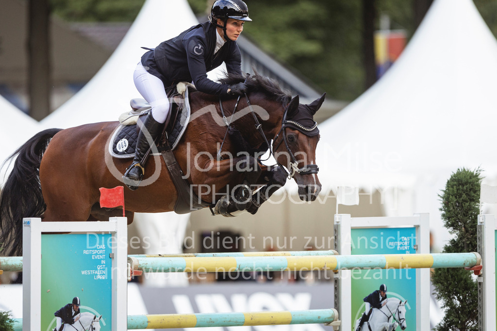 240915_OWLCh_GP-891 | Deine schönsten Turniermomente als professionelle Fotos! Entdecke hochwertige Pferdesport-Fotografie im Online-Shop. Jetzt Fotos finden & bestellen!