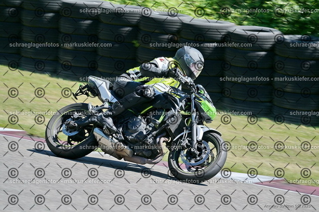 26BT01-1136 | 200 - Realisiert mit Pictrs.com