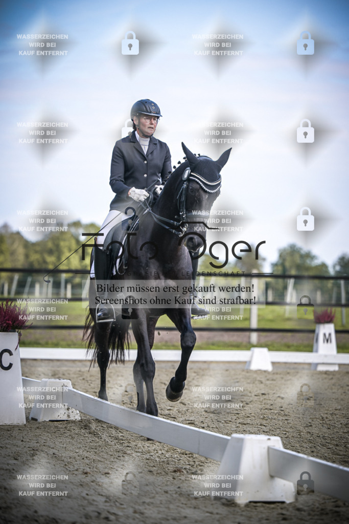 DOS_0860 | Entdecke hochwertige Reitturnierfotos von Foto Oger. Professionell, emotional und authentisch – jetzt Lieblingsmomente im Shop bestellen.Deutschlandweite Turnierfotografie. - Realisiert mit Pictrs.com
