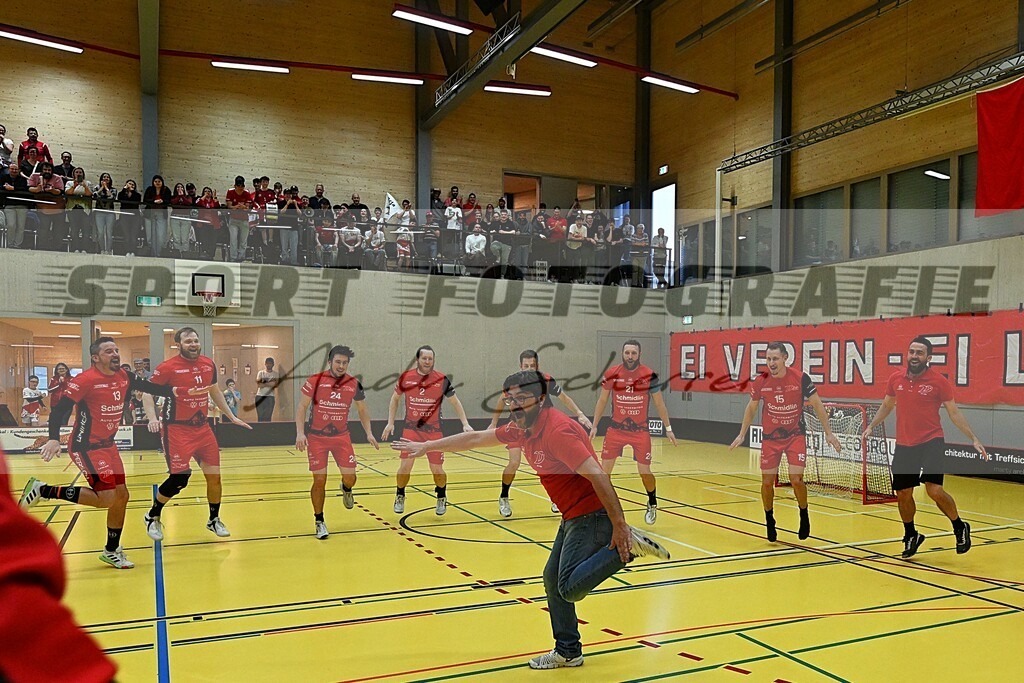 aaaDSC_7048 | Kaufen Sie Sportbilder im Onlineshop von Andy Scherrer Sportfotografie. Faszinierende Bilder von Sportevents aus der ganzen Schweiz. Fussball, Frauenfussball, Unihockey, Handball, Schwingen und weiteren Sportarten. - Realisiert mit Pictrs.com