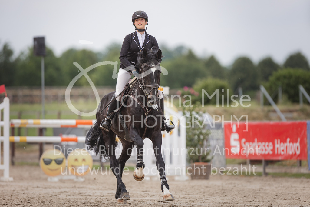 220610_PfSpTa_M1-Spr-352 | Lützower Pferdesporttage 
Springprüfung Kl. M*
10.06.2022