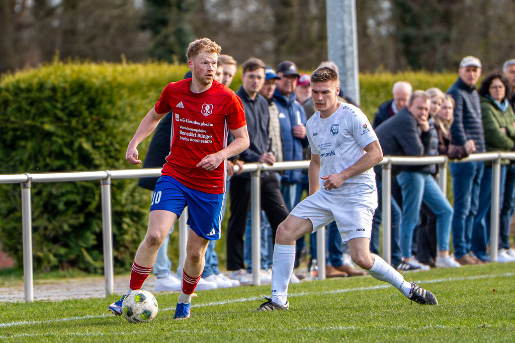 Fußball I Herren I Saison 2025-2026 I Halbfinale Kreispokal VEC I  BW Langförden - TV Dinklage II I 19325 | jns.sportfotos - Realisiert mit Pictrs.com