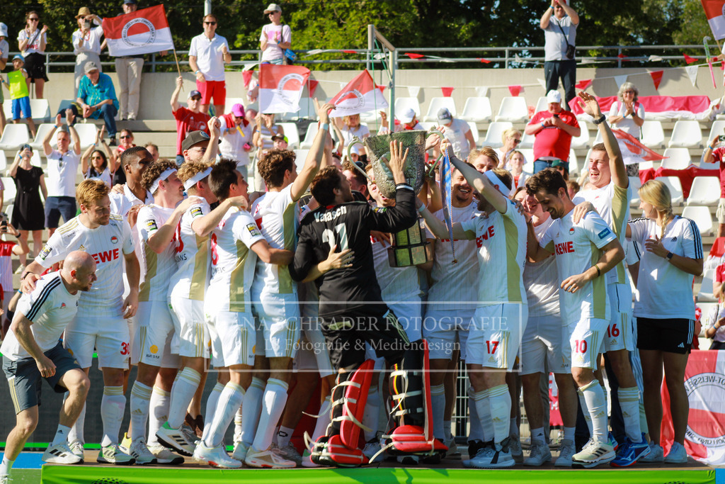DM23 Finale Herren Mannheimer HC -  Rot-Weiß Köln 04.06.23-233 | lanaschraderfotografie - Realisiert mit Pictrs.com