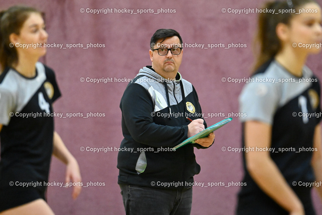 ASKÖ Volley Eagles vs. UVV Seekirchen 10.12.2022 | HABJAN Danijel, Headcoach Askö Villach