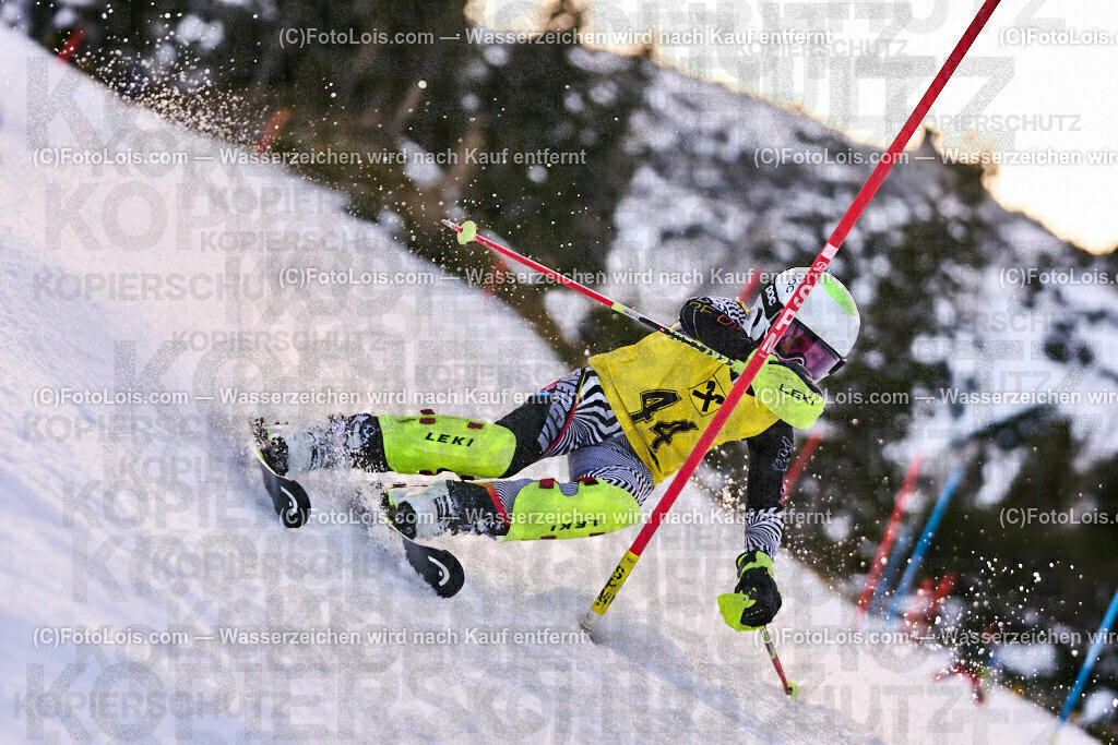 ALP2946_NWC-OAC-Slalom-II DG-I_Hochkar_Wurzer Laurent | (C)FotoLois.com, Alois Spandl, NWC+OAC-Schüler-Slalom 1 auf dem Hochkar, Sa 7. Jänner 2023.
