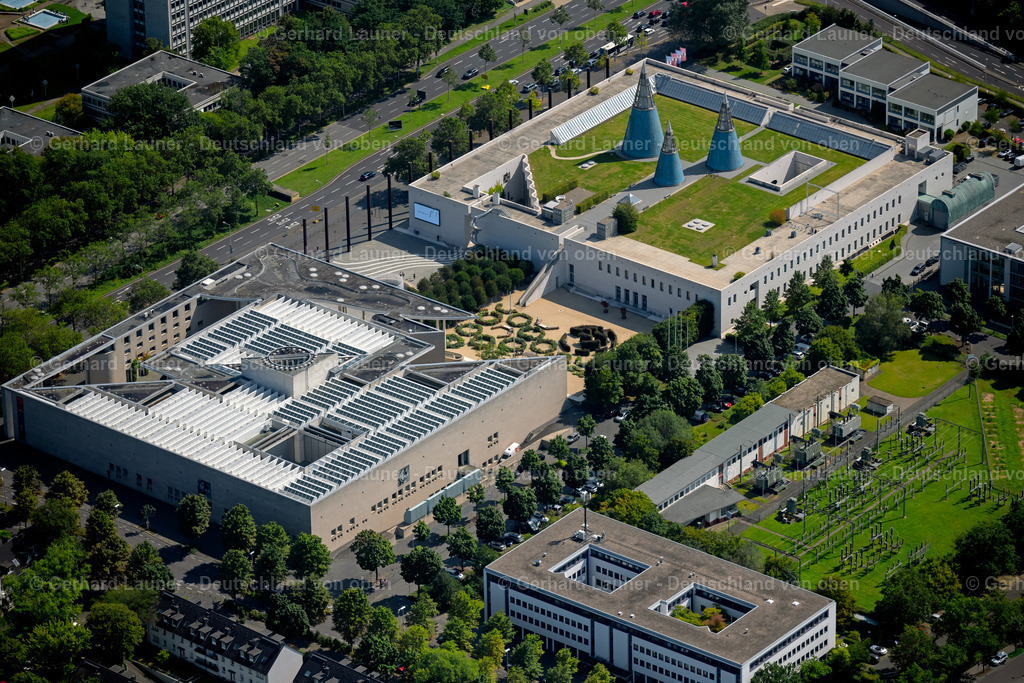 4048275 | Die Museumsmeile Bonn gehört zu den großen Museumsverbünden Europas. Ihre fünf Häuser liegen in unmittelbarer Nähe zueinander