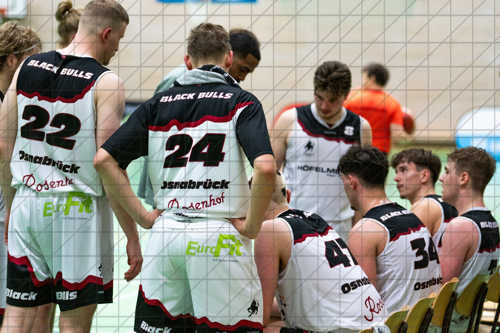 2. RL West | 19.10.2024 | BBC OS vs. Bad Essen | 2. RL West | 19.10.2024 | BBC OS vs. Bad Essen - - - - - CREDIT, www.bullenfotos.de, Martin König, Hörner Weg 40, D-49078 Osnabrück, +4917663732967, Nutzung und Weitergabe nur zu den vereinbarten Zwecken. Presseanfragen an Ersteller. Alle Rechte beim Ersteller. - - - - - - Realisiert mit Pictrs.com