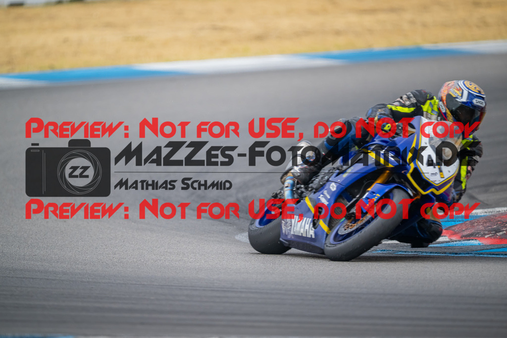 MaZZes-Fotomatrix-20260809-583839 | R1