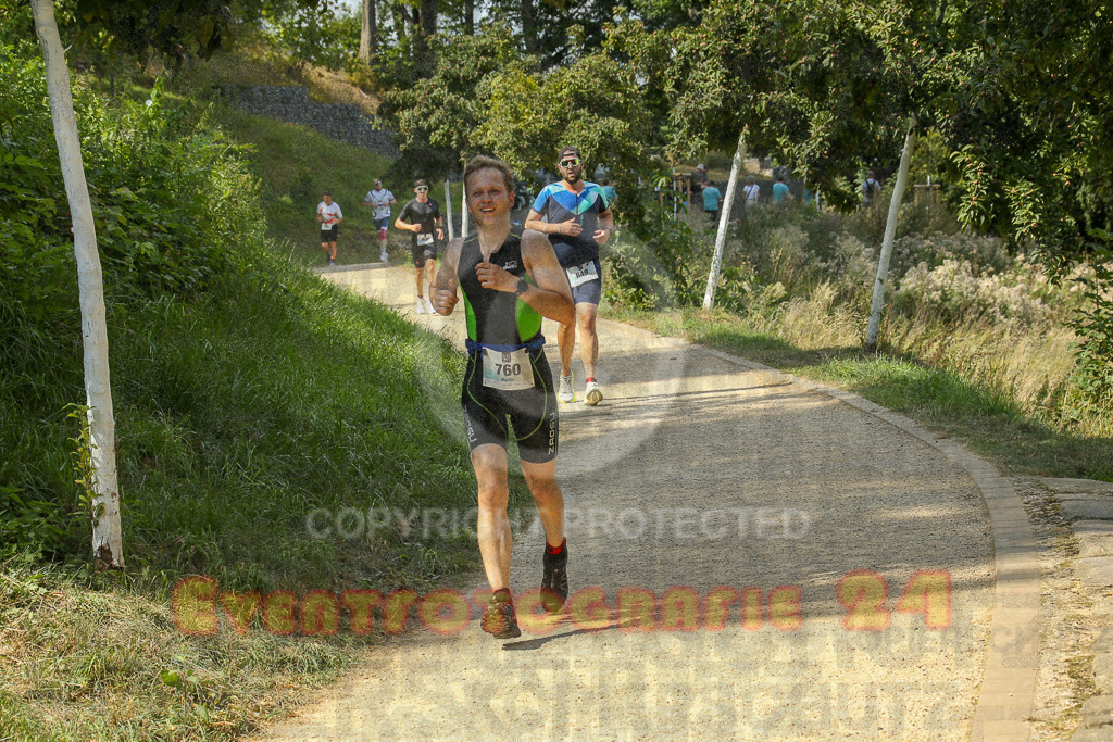 250824_1452_EX1_7890 | Sportfotografie im Rhein-Sieg Kreis, Köln, Bonn, NRW, Rheinland Pfalz, Hessen, etc. Unser Tätigkeitsfeld umfasst den Laufsport vom Volkslauf über den Marathon, Duathlon, Triathon bis zum Ultralauf wie Kölnpfad Ultra oder Schindertrail.