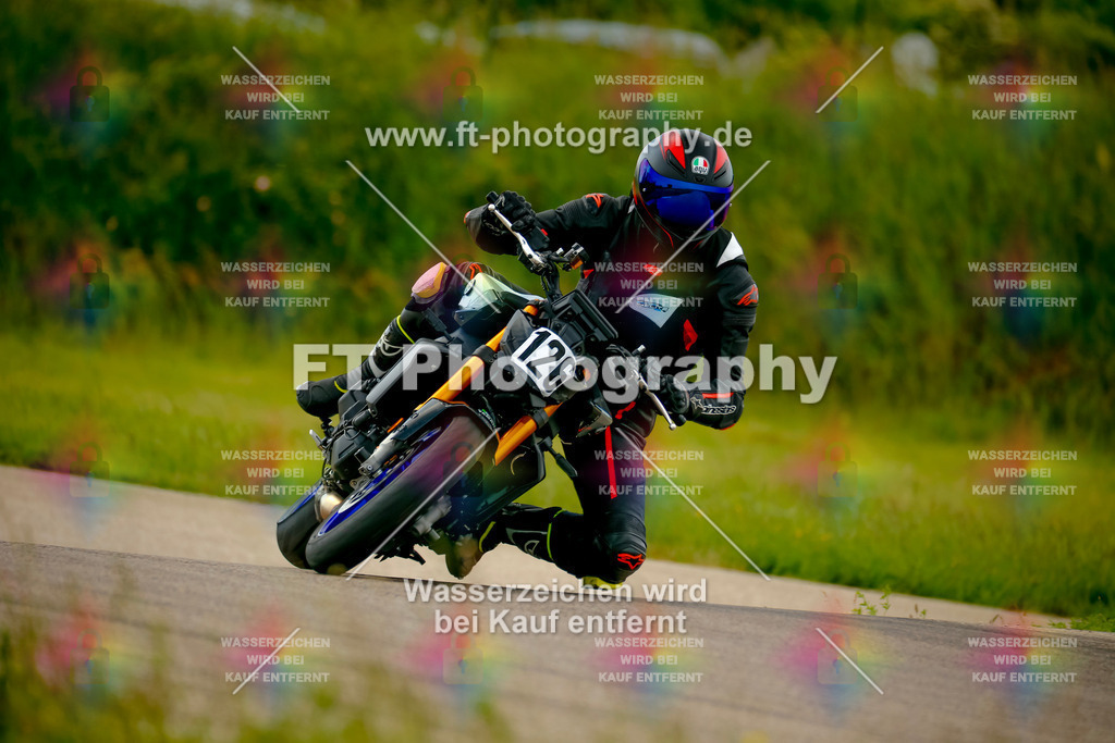 _MOT1225 | Hier findet Ihr Bilder von Touristenfahrten auf der Nürburgring Nordschleife oder von anderen Veranstaltungen die ich besucht habe. Viel Spass beim Durch Schauen 