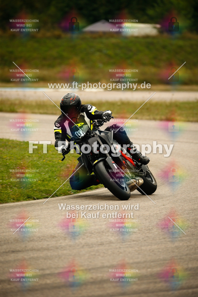 _MOT7988 | Hier findet Ihr Bilder von Touristenfahrten auf der Nürburgring Nordschleife oder von anderen Veranstaltungen die ich besucht habe. Viel Spass beim Durch Schauen 