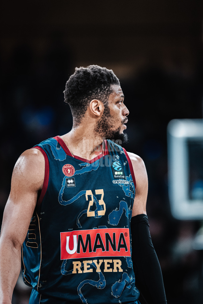 Basketball | Männer | Saison 2023/2024 | BKT EuroCup | Veolia Towers Hamburg vs. Umana Reyer Venice | 06.02.2024 | Jeff Brooks (#23, Umana Reyer Venice) Portrait