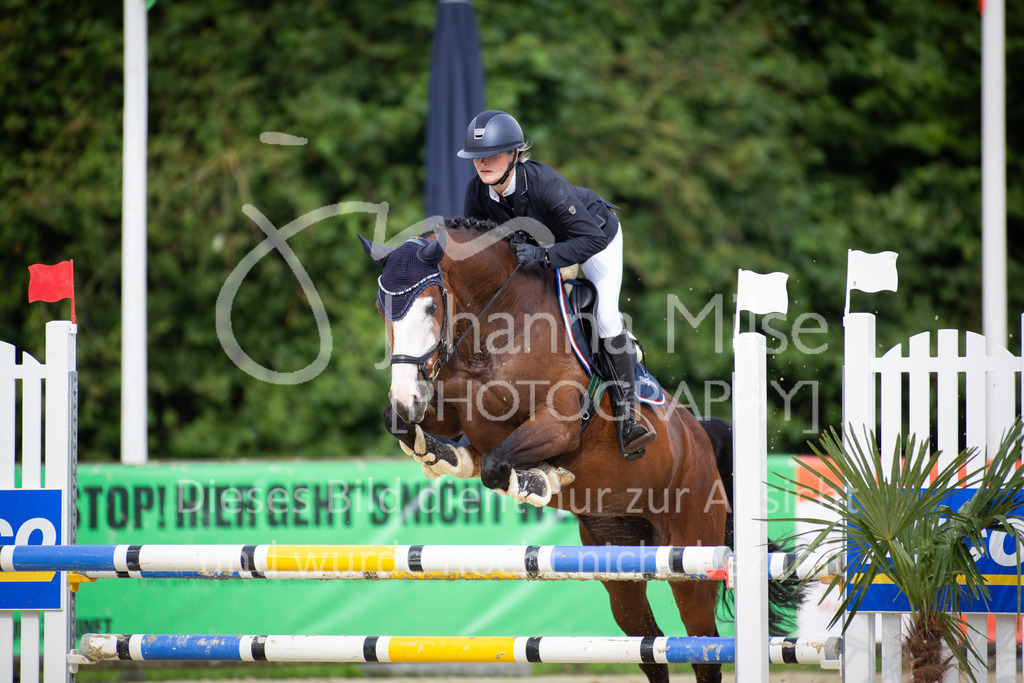 230729_BHO_Springprf.-A2035 | Deine schönsten Turniermomente als professionelle Fotos! Entdecke hochwertige Pferdesport-Fotografie im Online-Shop. Jetzt Fotos finden & bestellen!