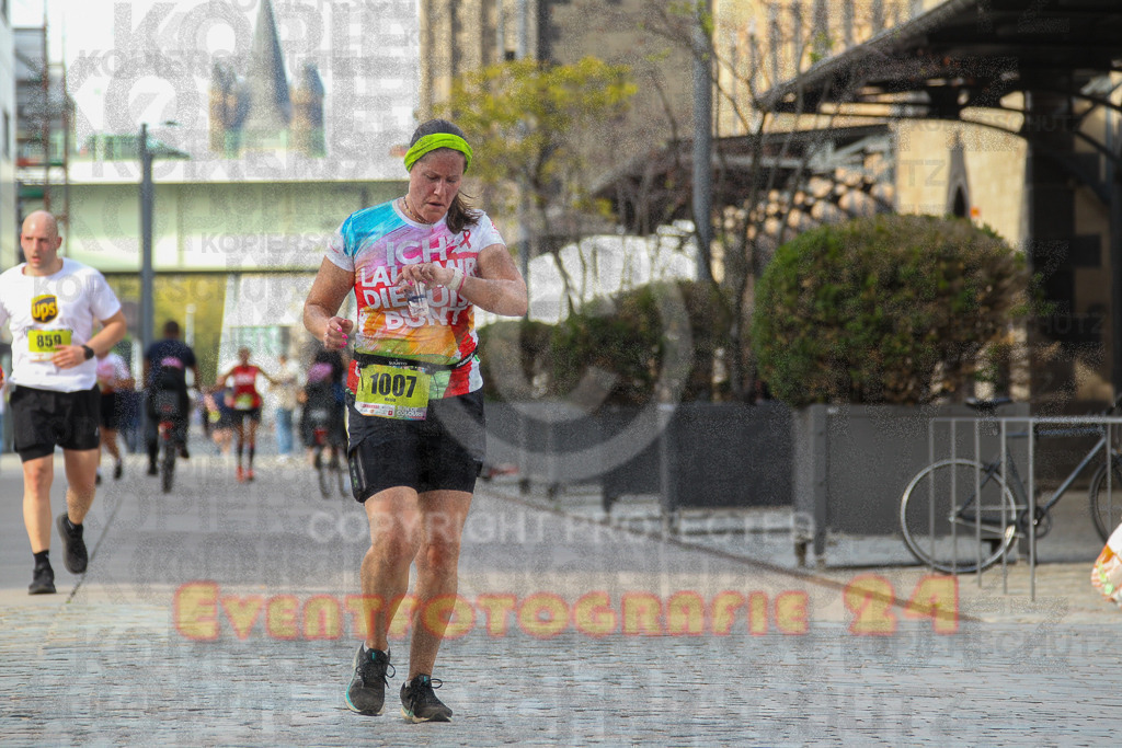 250920_1539_EV4_9394 | Sportfotografie im Rhein-Sieg Kreis, Köln, Bonn, NRW, Rheinland Pfalz, Hessen, etc. Unser Tätigkeitsfeld umfasst den Laufsport vom Volkslauf über den Marathon, Duathlon, Triathon bis zum Ultralauf wie Kölnpfad Ultra oder Schindertrail.