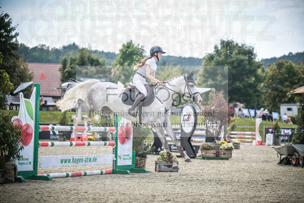 DOS_7159 | Entdecke hochwertige Reitturnierfotos von Foto Oger. Professionell, emotional und authentisch – jetzt Lieblingsmomente im Shop bestellen.Deutschlandweite Turnierfotografie. - Realisiert mit Pictrs.com