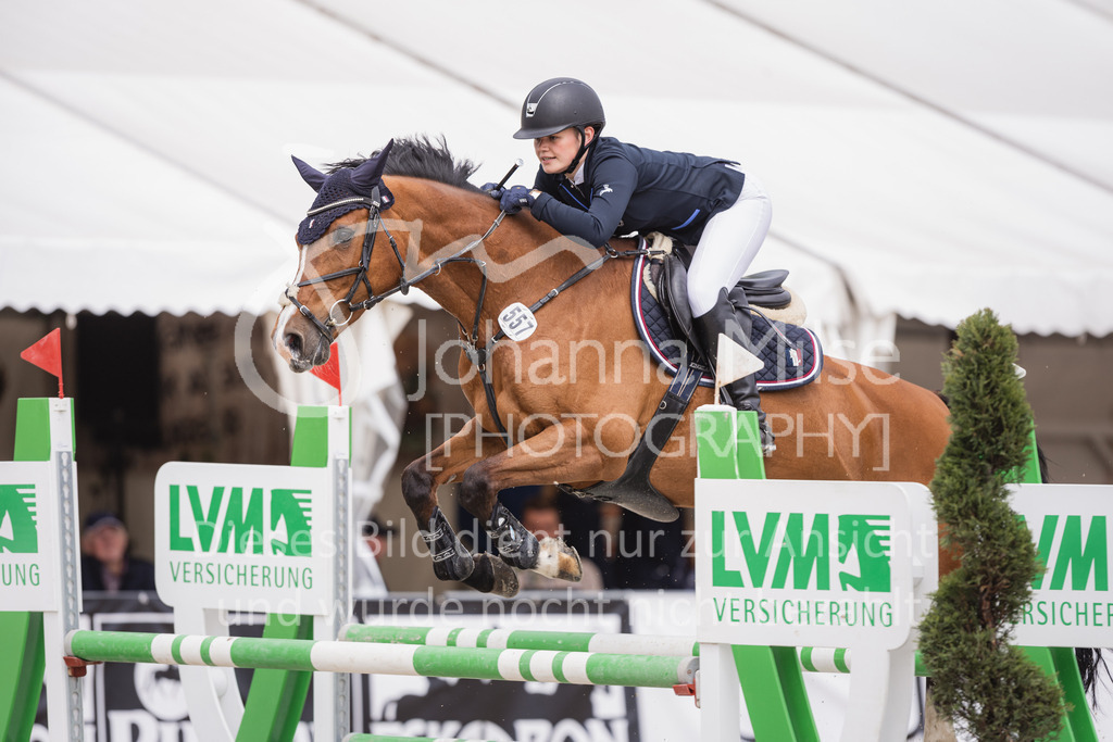 230520_MayDays_L-Spr-U25-440 | Deine schönsten Turniermomente als professionelle Fotos! Entdecke hochwertige Pferdesport-Fotografie im Online-Shop. Jetzt Fotos finden & bestellen!