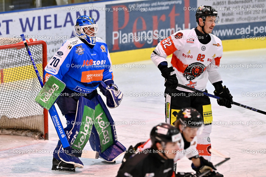ESC SPARKASSE STEINDORF vs. EV ZELTWEG MURTAL LIONS | #70 Moser Lukas ESC Steindorf, #82 Quinz Marco EV ZELTWEG MURTAL LIONS, ESC SPARKASSE STEINDORF vs. EV ZELTWEG MURTAL LIONS, ESC SPARKASSE STEINDORF vs. EV ZELTWEG MURTAL LIONS am 27.12.2025 in Steindorf (Ossiachersee Halle), Austria, (Photo by Bernd Stefan)