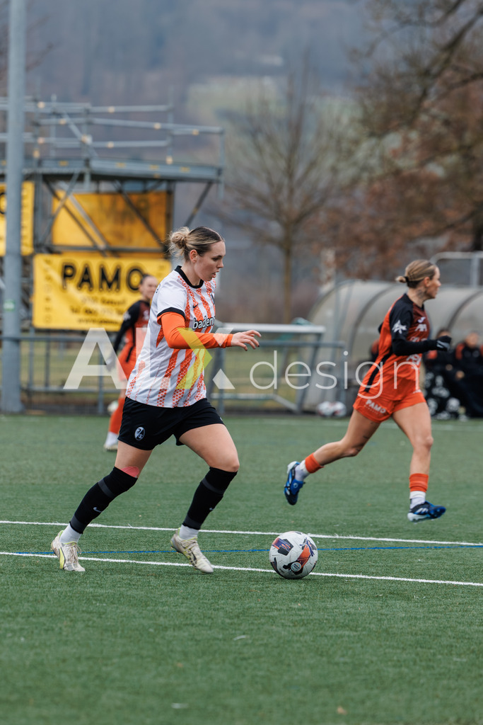 Fußball I Frauen I Saison 2025-2026 I Freundschaftsspiel I FC Aarau Frauen - SC Freiburg U20 I 24.01.2026 | 26 Juliane Hess (SC Freiburg U20) – Abwehr - Realisiert mit Pictrs.com
