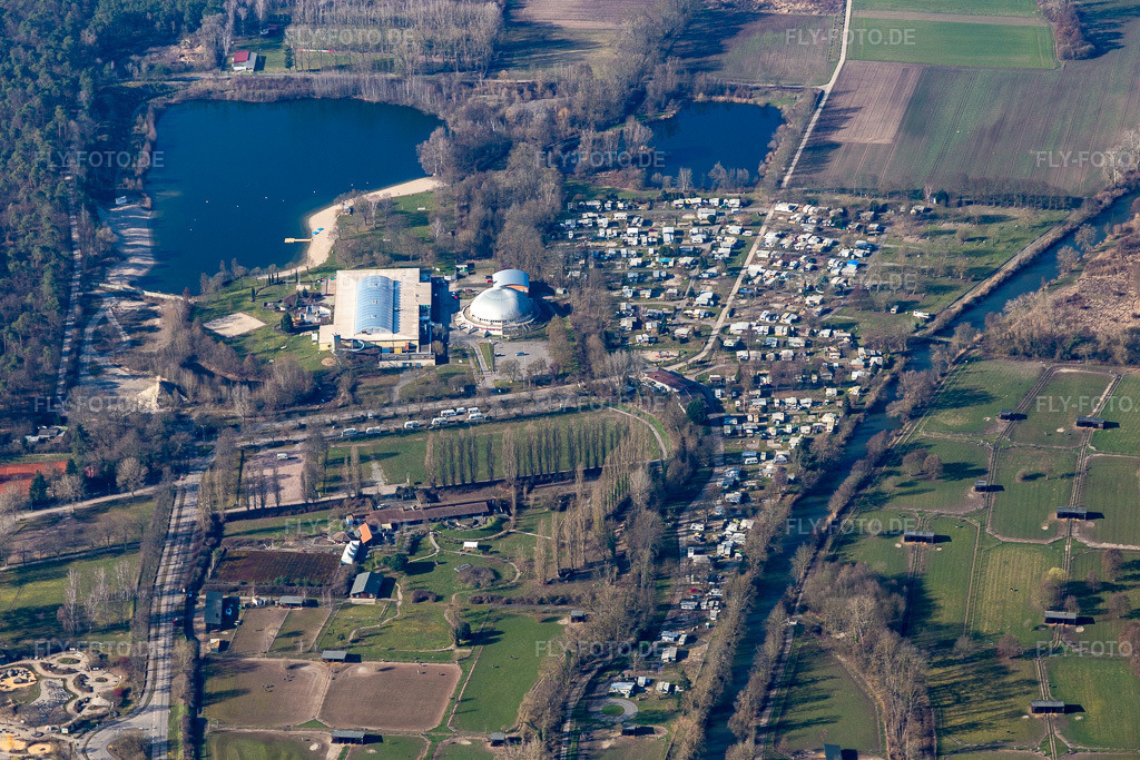 Luftbild: Campingplatz Rülzheim zwischen Dampfnudel und Straußenfarm Mhou in Rülzheim im Bundesland Rheinland-Pfalz in Deutschland. Foto: IMG_125732.jpg vom 02.03.2021 durch Werner Riehm/FLY-FOTO.de