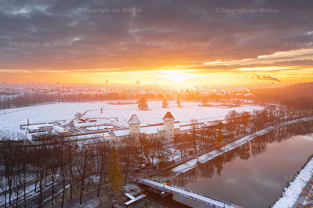 DJI_0378 | Leipzig Wandbilder Drucke Prints Leinwand Stadtmotive Leipzig Fotosdruck Kunstdrucke Bilder Leipzig Stadtansichten Acrylglasbilder Leipzig Wanddeko Fine Art Prints Wandbilder Büro Leipzig Bilder Praxis Zuhause Bilderdruck Poster Posterlounge Kunstdrucke - Realisiert mit Pictrs.com