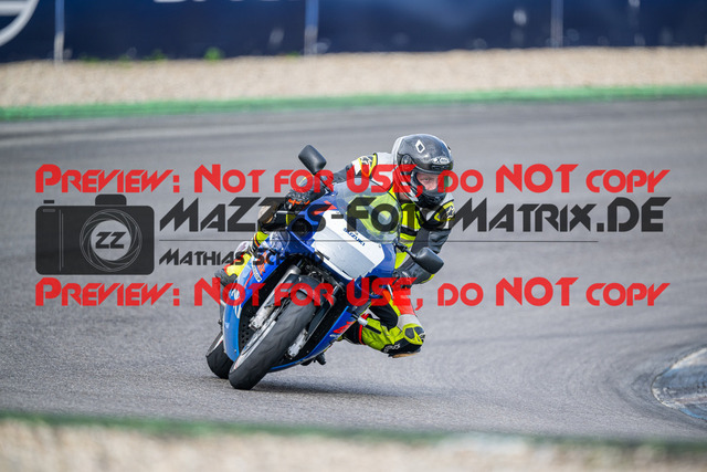 MaZZes_FotoMatrix_240701_6007705_1622 | INST