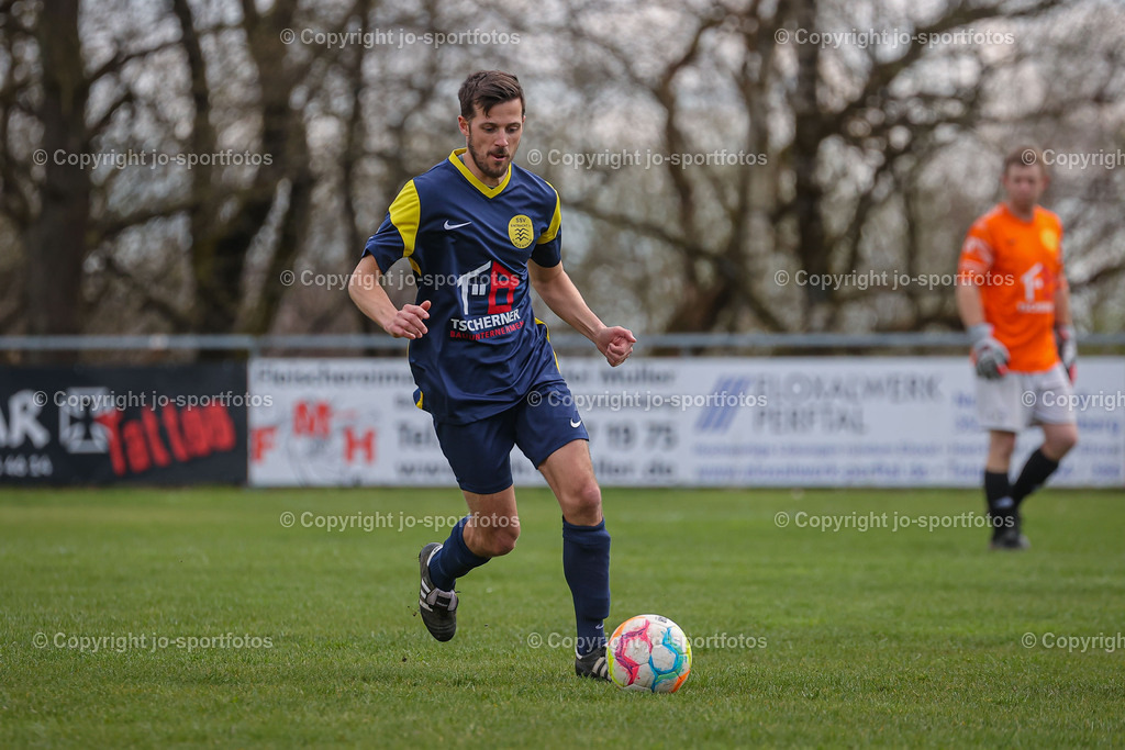 BQ3I2985 | 23.04.2023; Kreisliga C Dillenburg; Rasenplatz Hirzenhain; SSV Hirzenhain - SSG Breitscheid II; Ergebnis: 5:0 (3:0)