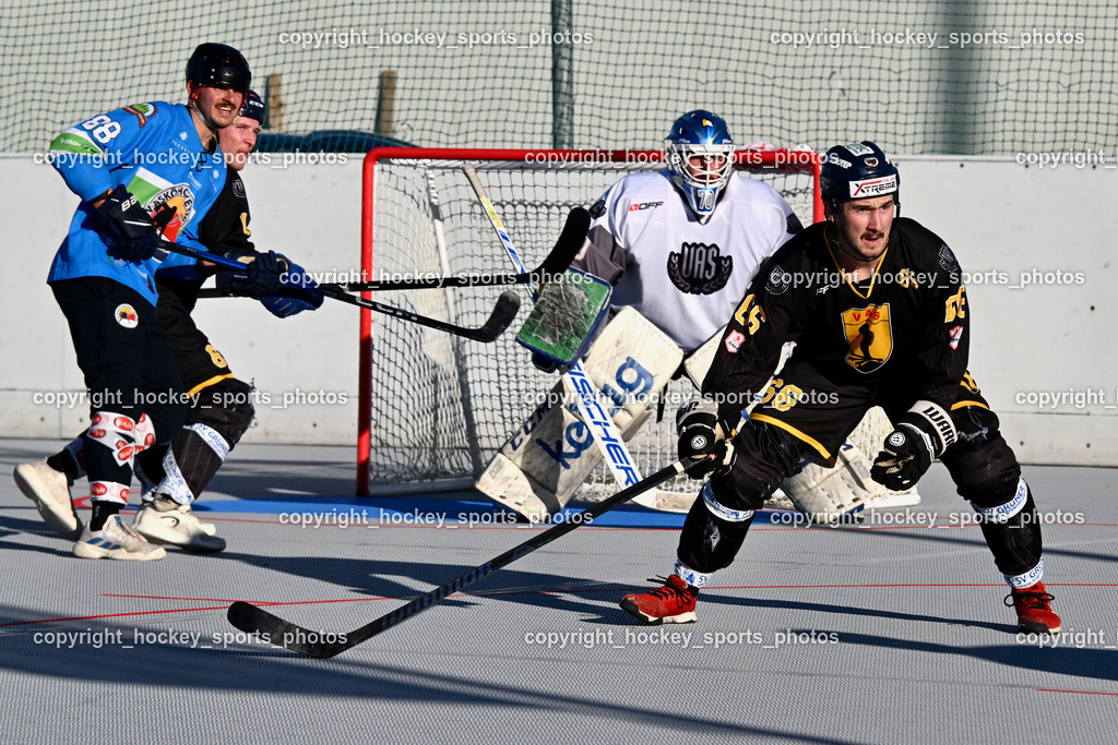 VAS Ballhockey Villach vs. ASKÖ Villach Ballhockey | #66 Hintermann Daniel VAS Ballhockey Villach, #70 Moser Lukas VAS Ballhockey Villach, #88 Ahammer Benjamin SV ASKÖ Ballhockey, VAS Ballhockey Villach vs. ASKÖ Villach Ballhockey , VAS Ballhockey Villach vs. ASKÖ Villach Ballhockey  am 13.05.2026 in Villach (Alpen Arena ), Austria, (Photo by Bernd Stefan)