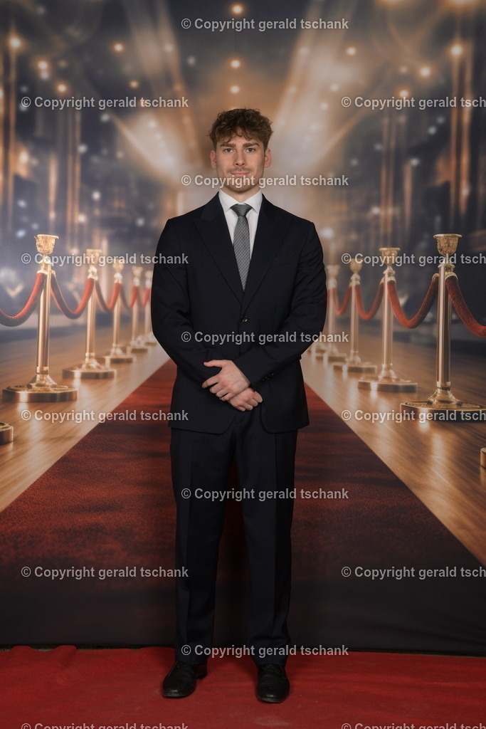 MT1_5028 | Wählen Sie hier bitte Ihr bestes Foto aus, mit diesem Bild wird Ihr Set produziert. Sollten Sie kein Bild wählen oder mehrere suchen wir das Beste aus!