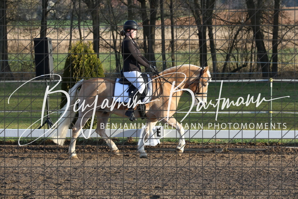 AZ2A2357 | Benjamin Bartmann Photomoments