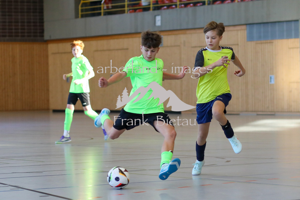 OE7A6783 | 2. Halbfinale / Rinchnach - SC Zwiesel (gelb)