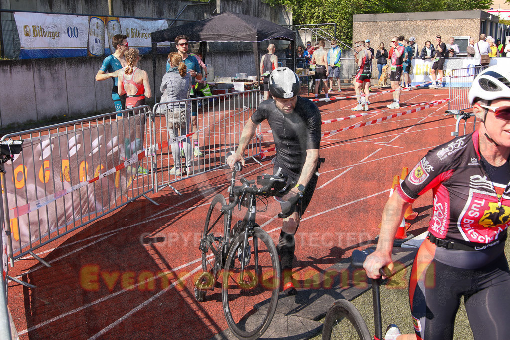 220424_1052_EV8_8832 | Sportfotografie im Rhein-Sieg Kreis, Köln, Bonn, NRW, Rheinland Pfalz, Hessen, etc. Unser Tätigkeitsfeld umfasst den Laufsport vom Volkslauf über den Marathon, Duathlon, Triathon bis zum Ultralauf wie Kölnpfad Ultra oder Schindertrail.