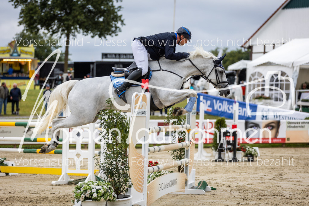 BHO-2PhSpr-M-5-2392 | MomenTaufnahmen Pferdesportfotos